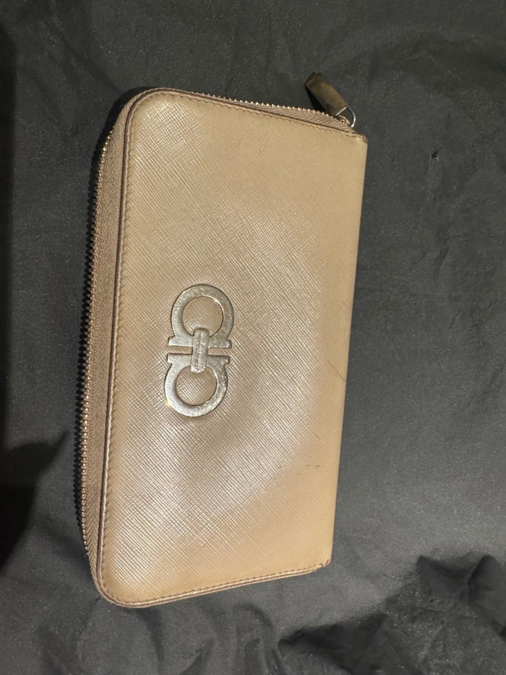 Salvador Ferragamo beige color leather wallet